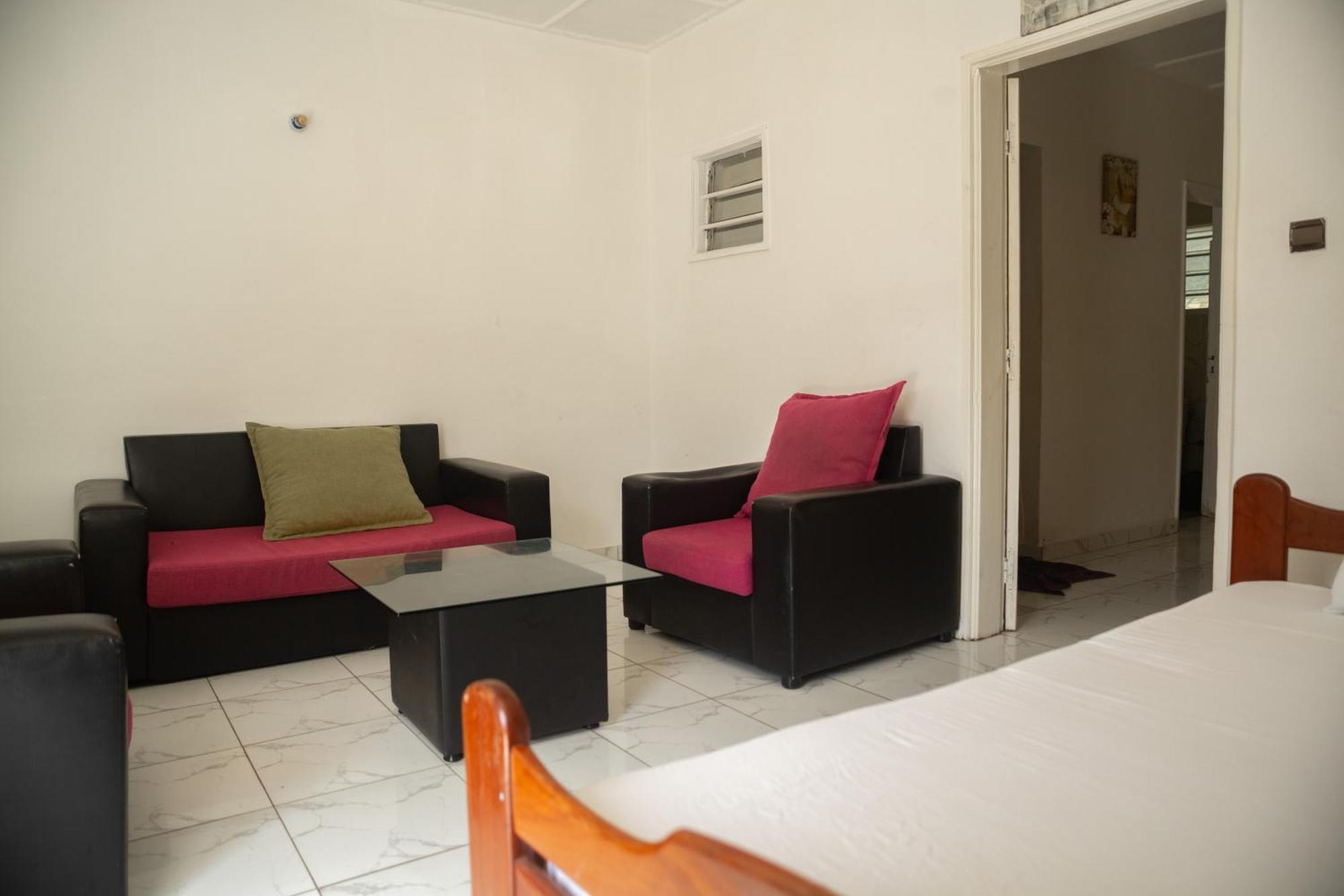 Tahiti Hotel Cotonou Exterior foto