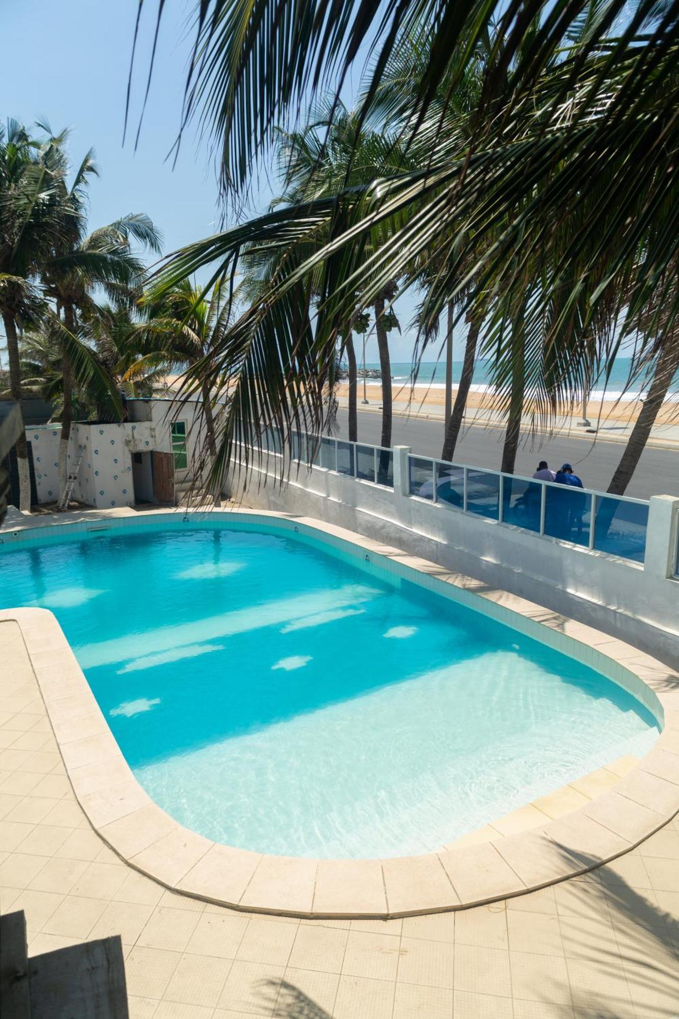 Tahiti Hotel Cotonou Exterior foto