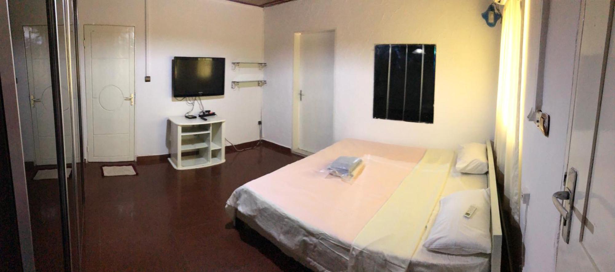 Tahiti Hotel Cotonou Exterior foto